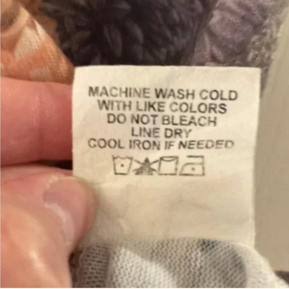 About A Girl Floral Top Juniors Size Large - Picture 5 of 5